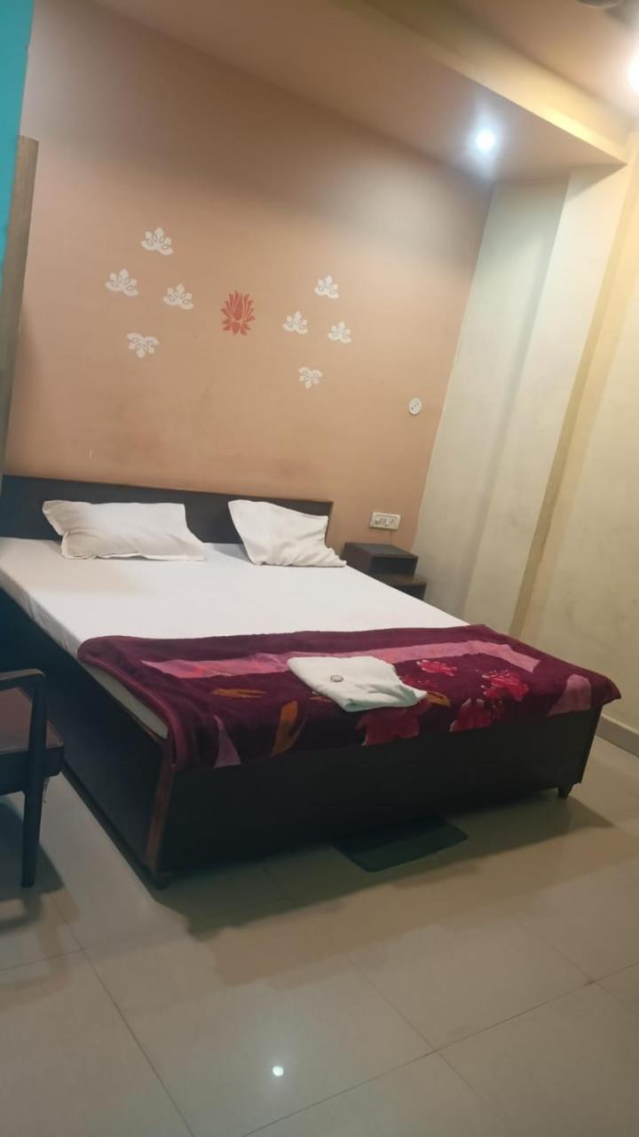 Hotel Shyam Utsav Mirzāpur Εξωτερικό φωτογραφία