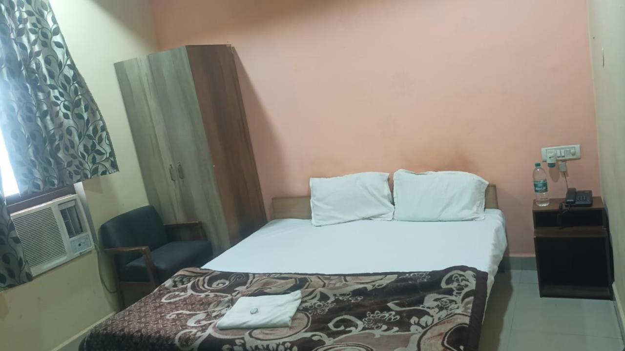 Hotel Shyam Utsav Mirzāpur Εξωτερικό φωτογραφία